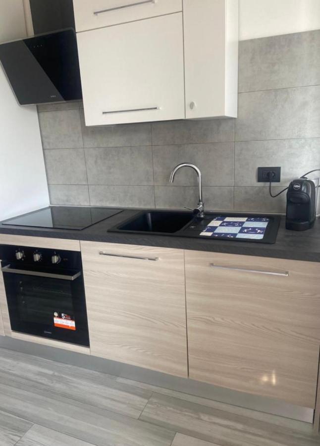 Apartmán La Conchiglia A Marina Marina Di Carrara Exteriér fotografie